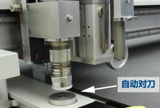 1200mm Per Sec Corrugated Paperboard Digital Paper Cutter Machine