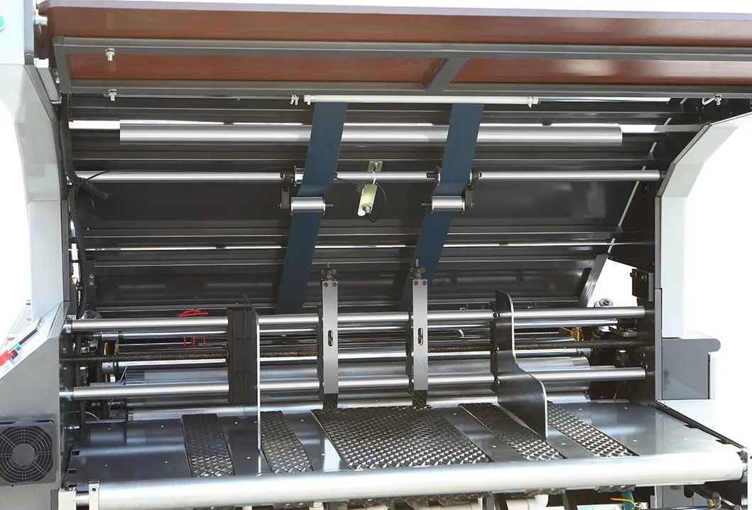 Carton Corrugated Board Automatic Flute Laminating Machine for Paper