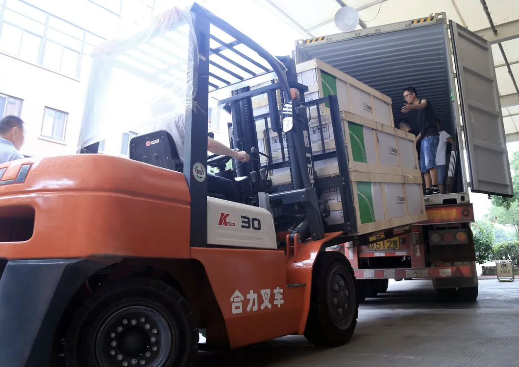 CCD Visable Horizontal High-Performance Durable Large Size Cutting Plotter After Printing for Cardboard