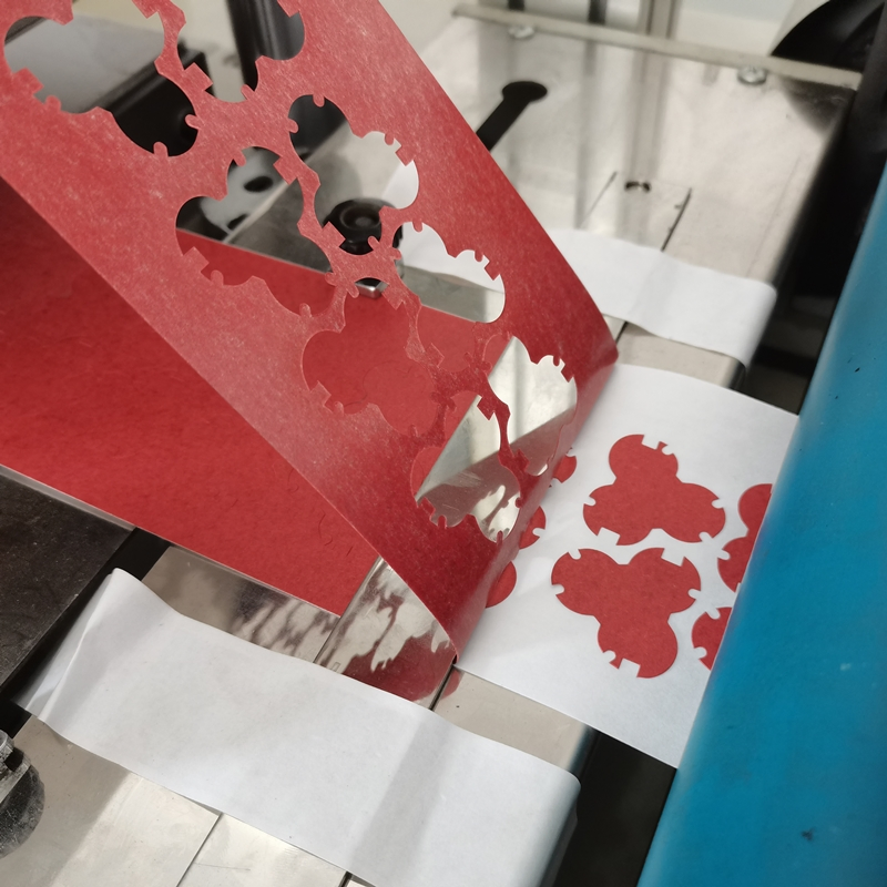 Conductive Foam Die Cutting Machine (HX- 350B )