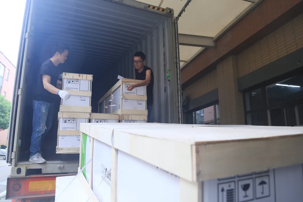 Digita Laser High-Performance Vinyl Die Sticker Contour Label Self Adhesive Prototype Small Machine Cutter (SG-1800II)