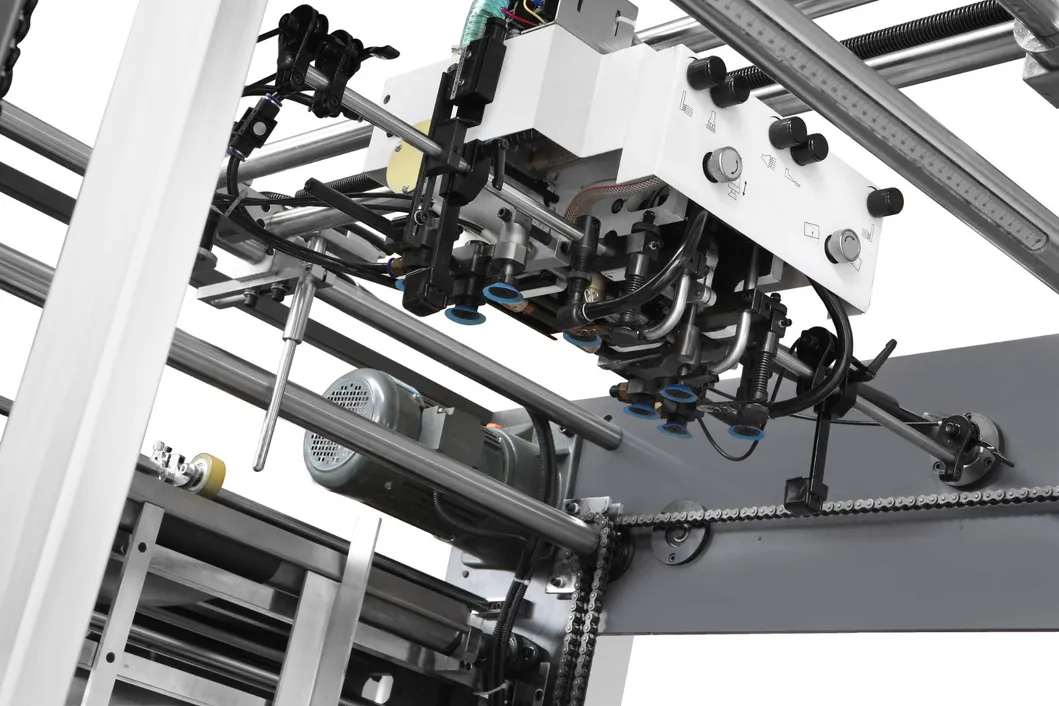 Gfm-1650 Full Automatic Flute Laminating Machine/Corrugated Carton Lamination Machine/High Speed Litho Flute Laminator