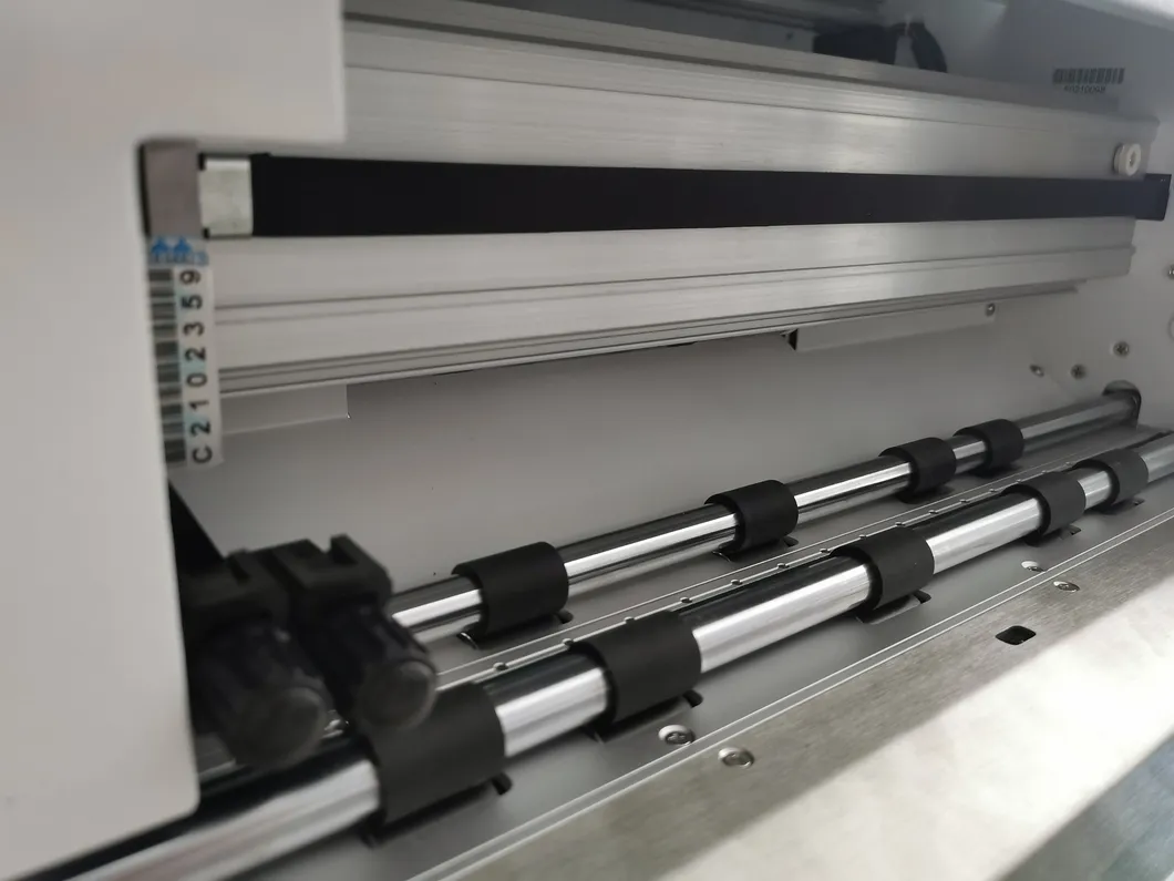 High Precision Die Cutting/Adsorbed Sheet Cutter/Sheet Auto Feeding Cutting and Creasing/Adsorbed Cutter Plotter/Contour Cutting Machine