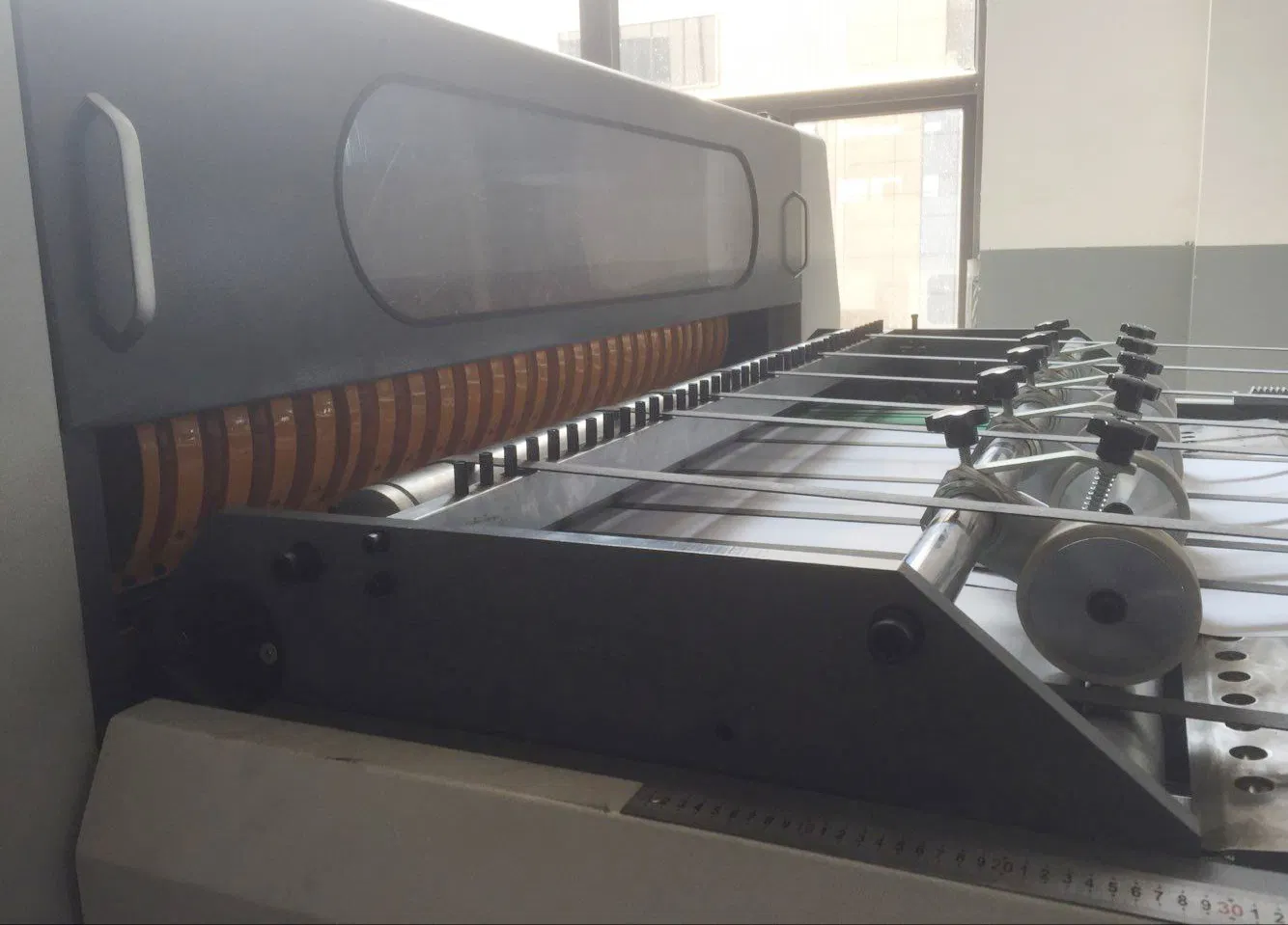KS-M Servo Control Double Rotary Knife Paper Roll to Sheet Cutting Machine