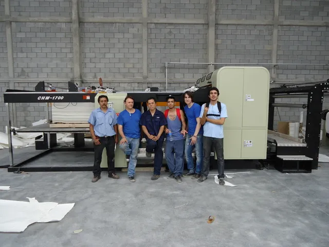 Paper Cutting Machine (CHM-1400)