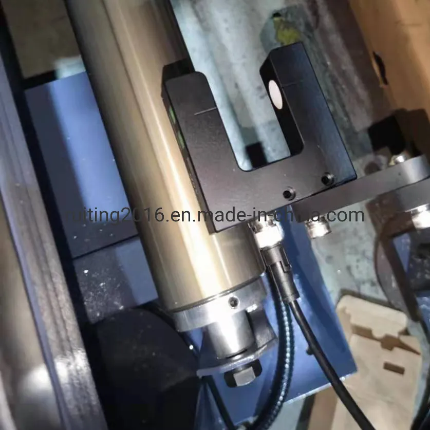 Rtchm- 1700 EVA Sheet Cutting Machine Automatic Roll to Sheet Cutting Machine Auto Feeding A3 A4 Sheet Label Cutting Machine