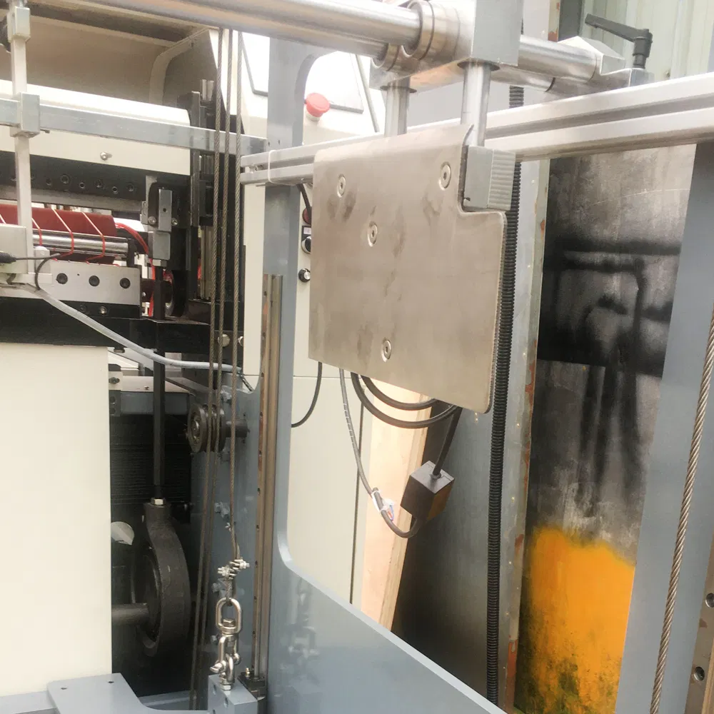 Rth-1100b Hot Product High Speed Confetti A4 Paper Sheet Cutting Machine for Sale